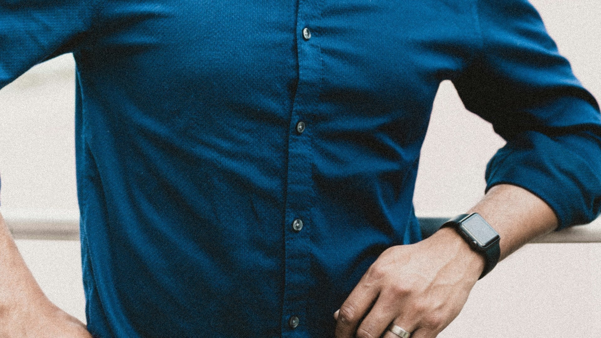 Die Dos und Donts: Was ist Business Casual im Detail? - by Aylin Koenig