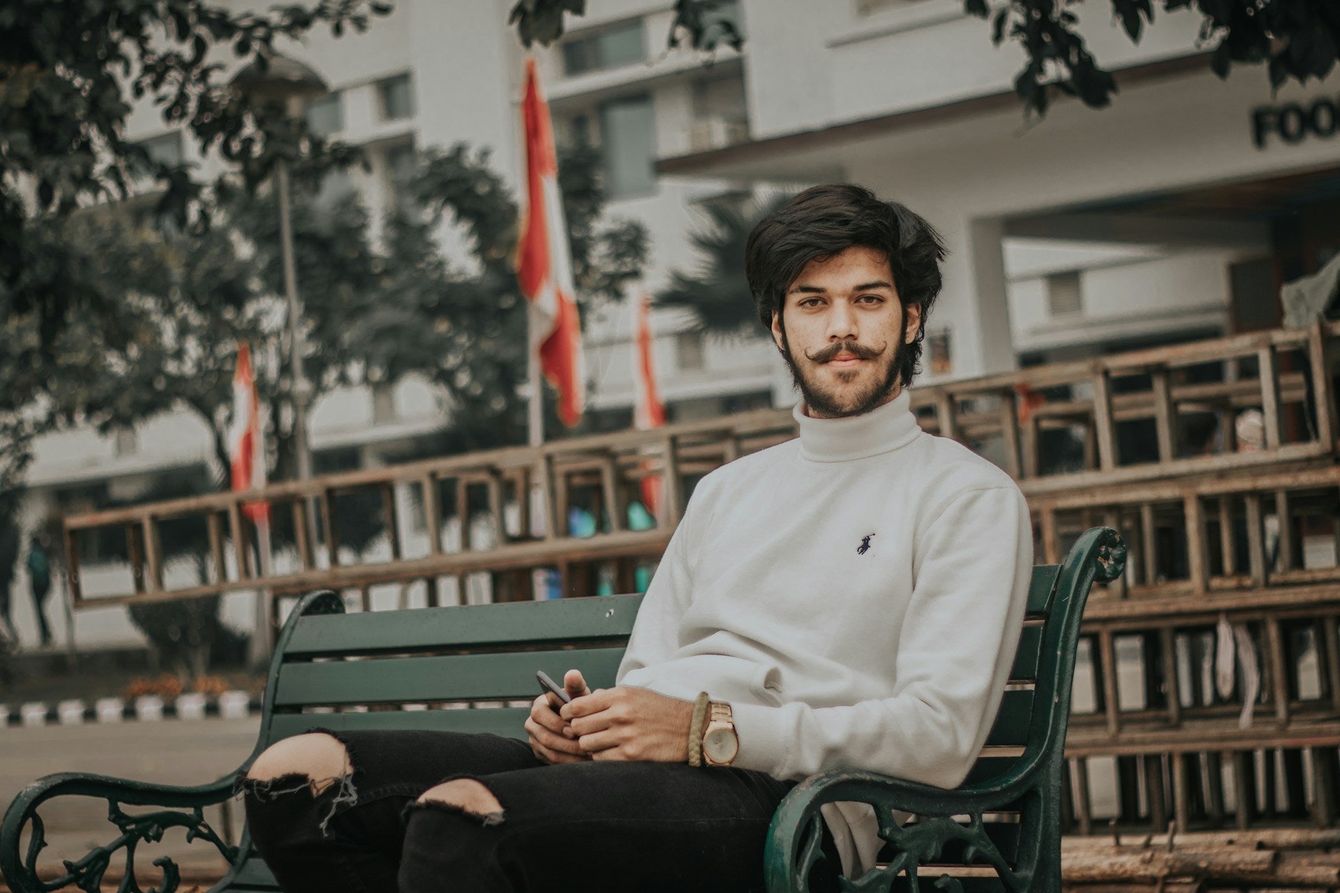 Smart Casual Style: Stilvoll und nachhaltig gekleidet - by Aylin Koenig
