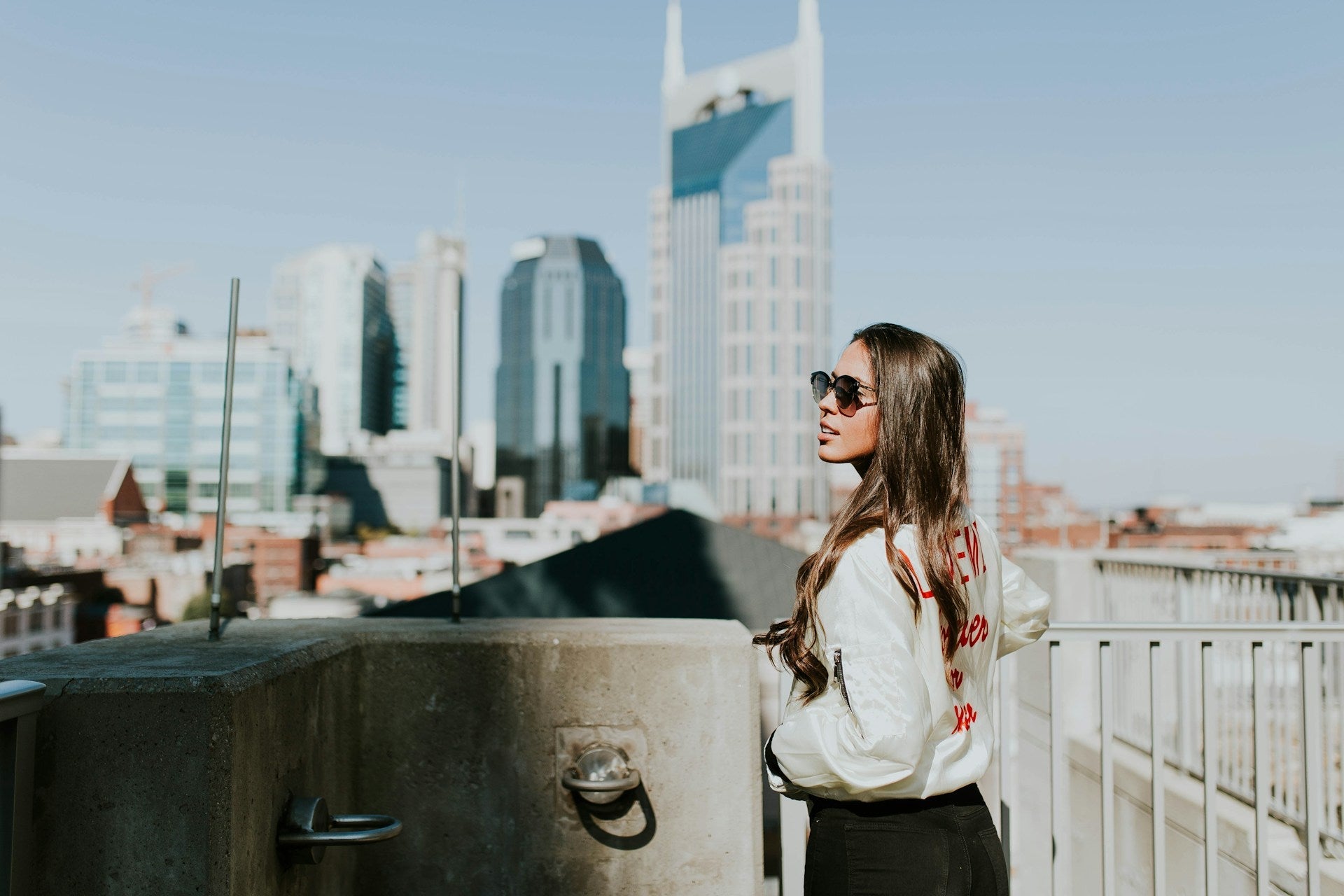 Verantwortungsvoll und trendy: Die besten öko-Mode Labels für Fashion-Liebhaber - by Aylin Koenig