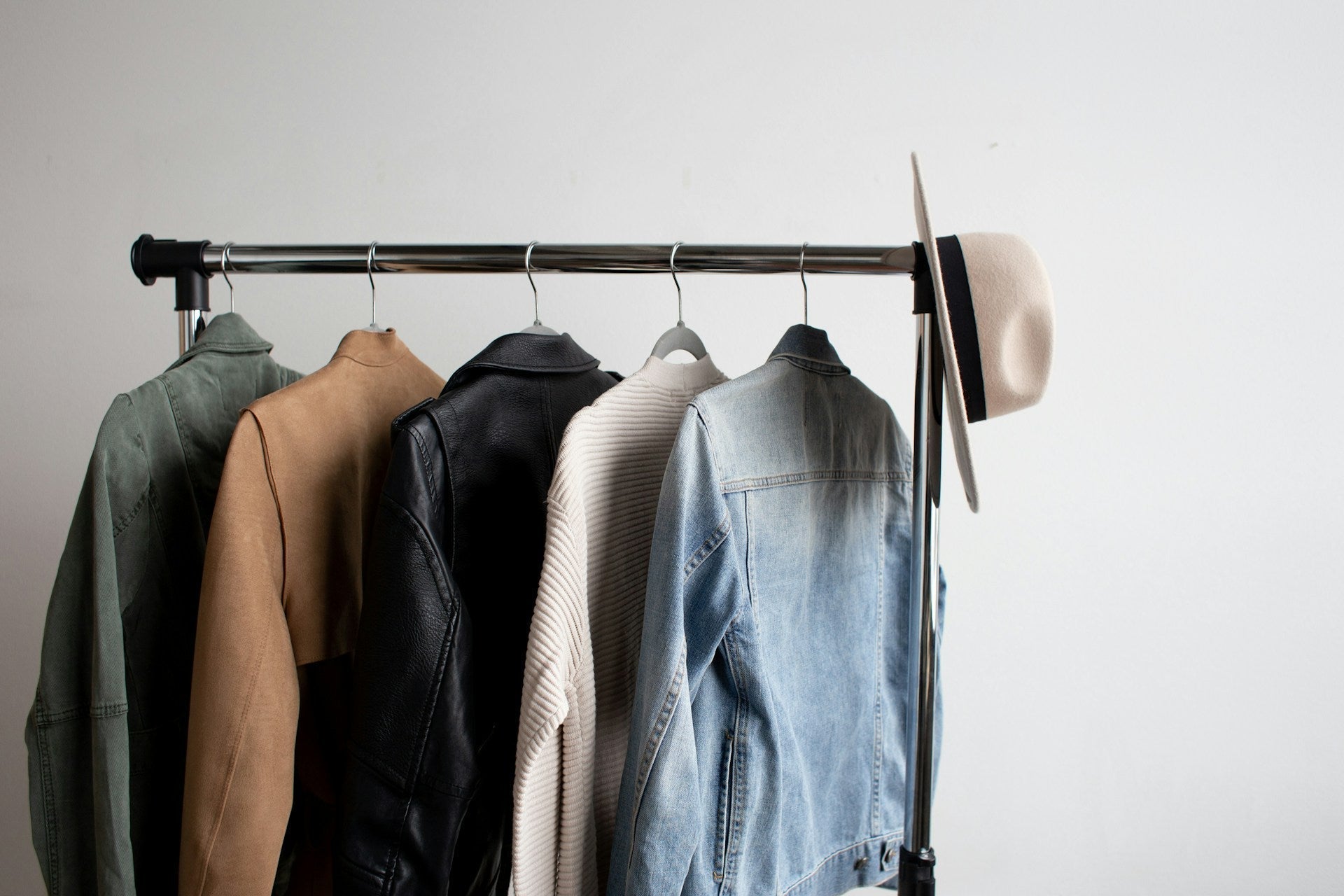 Warum Fast Fashion und Slow Fashion wichtig für dich sind - by Aylin Koenig