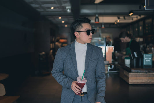 Was ist Smart Casual? Der perfekte Look für jeden Anlass - by Aylin Koenig