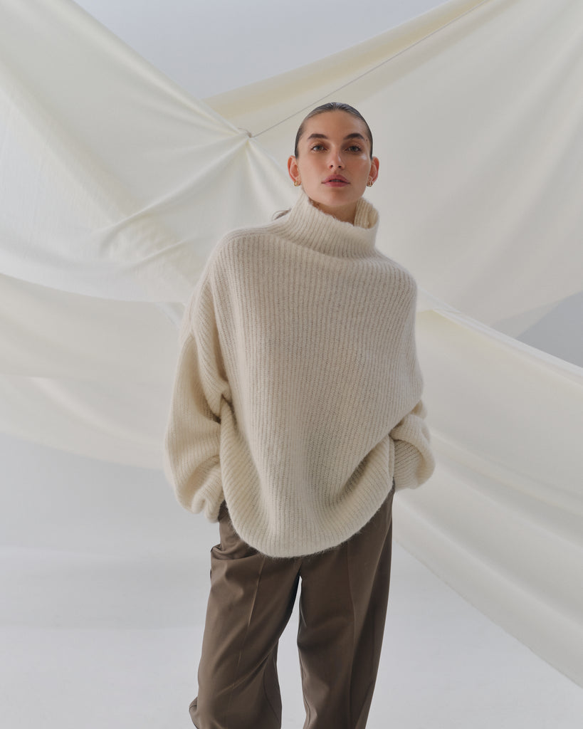 AW 22/23 – by Aylin Koenig