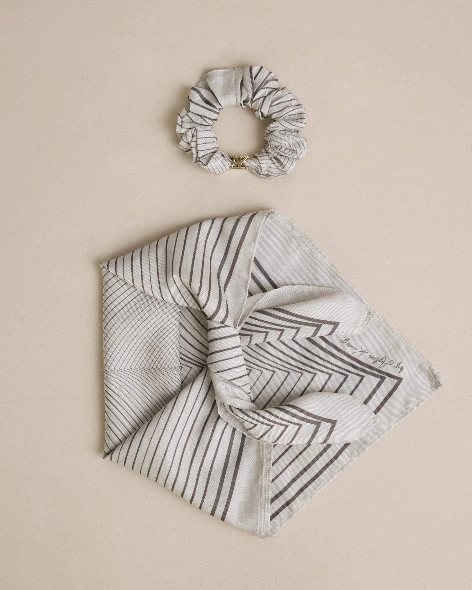 Bundle: Halstuch RUTH & Scrunchie PONY - by Aylin Koenig