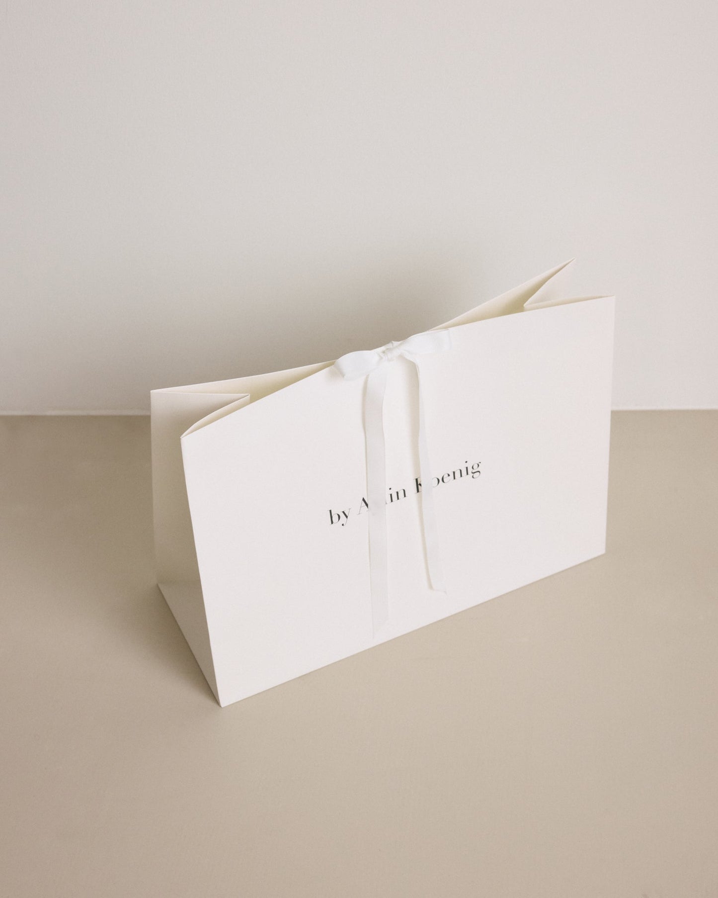 Geschenkverpackungen - by Aylin Koenig