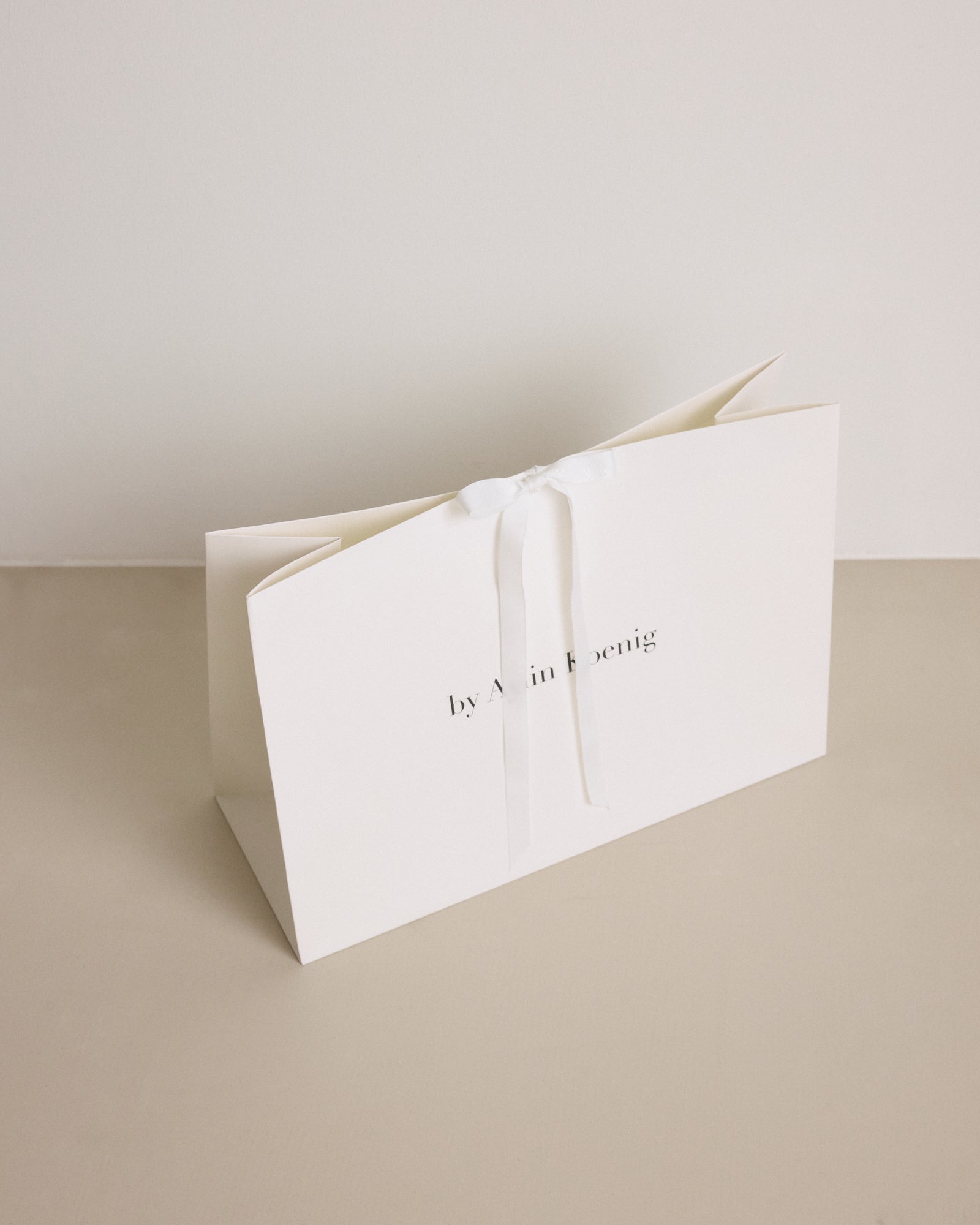 Geschenkverpackungen - by Aylin Koenig