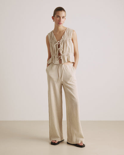 Hose EMMI - by Aylin Koenig