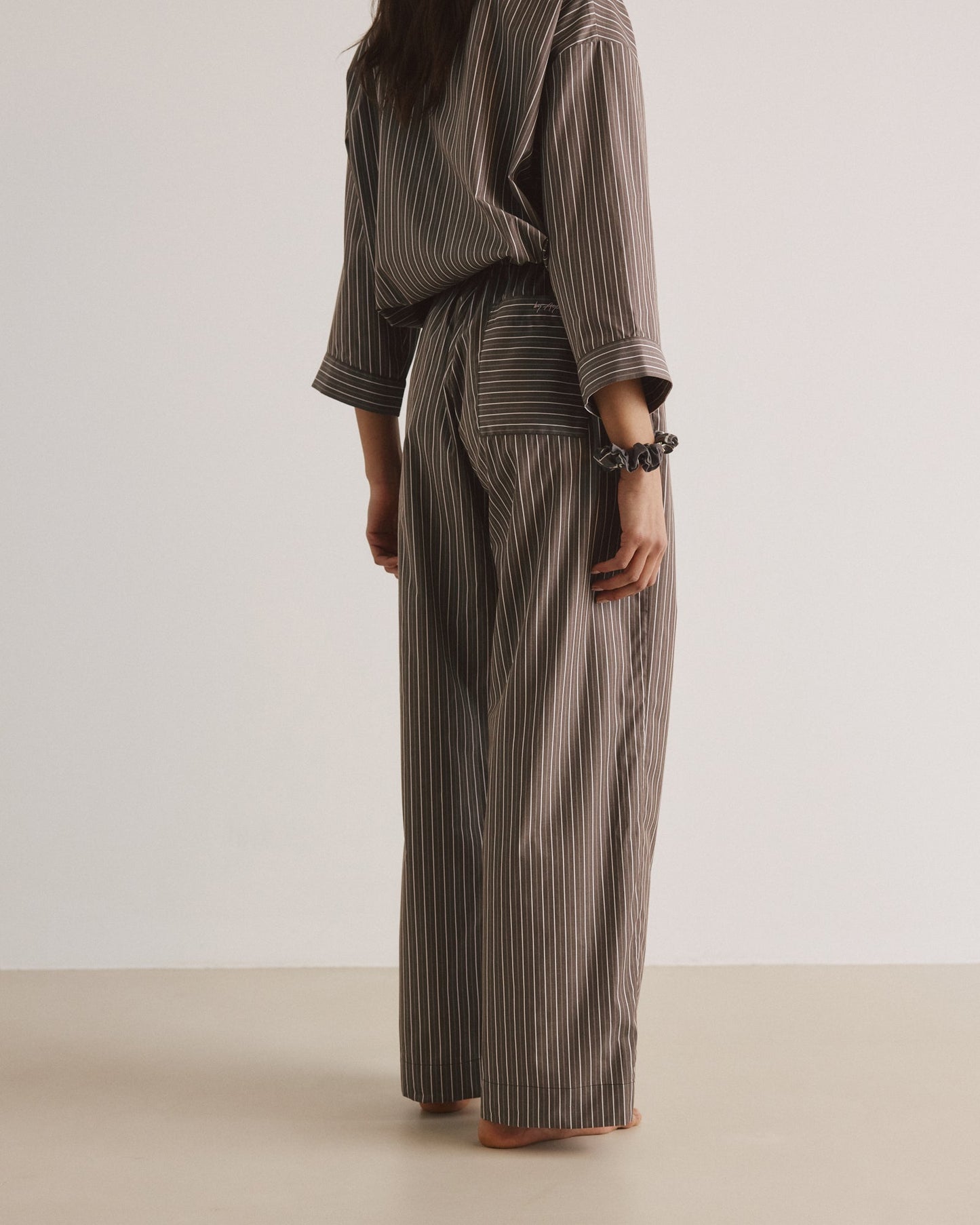 Hose LILIA - by Aylin Koenig