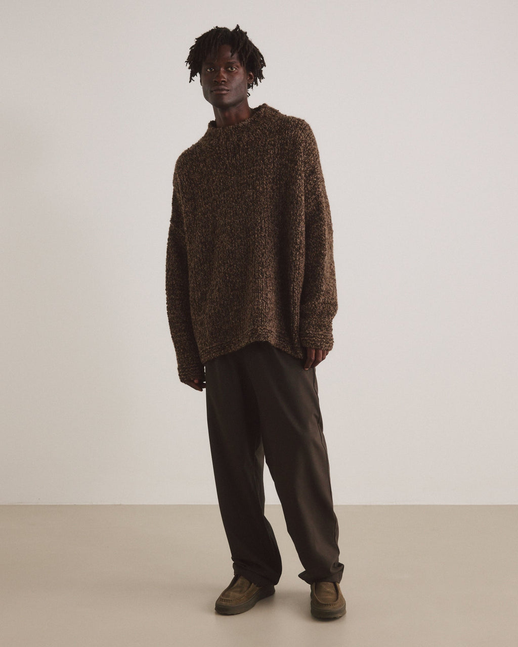 Pullover GRANNY - by Aylin Koenig