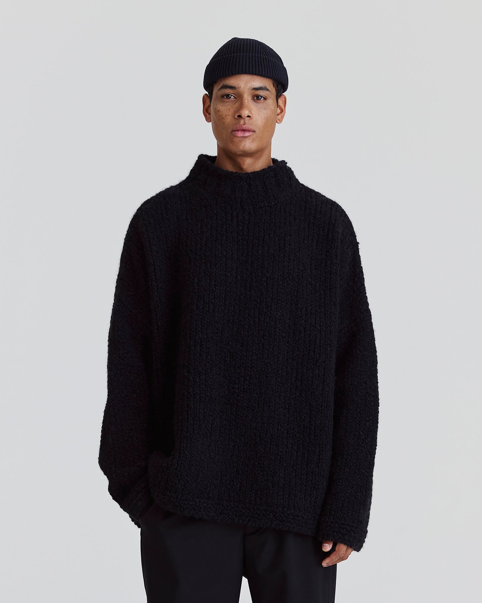Pullover GRANNY - by Aylin Koenig