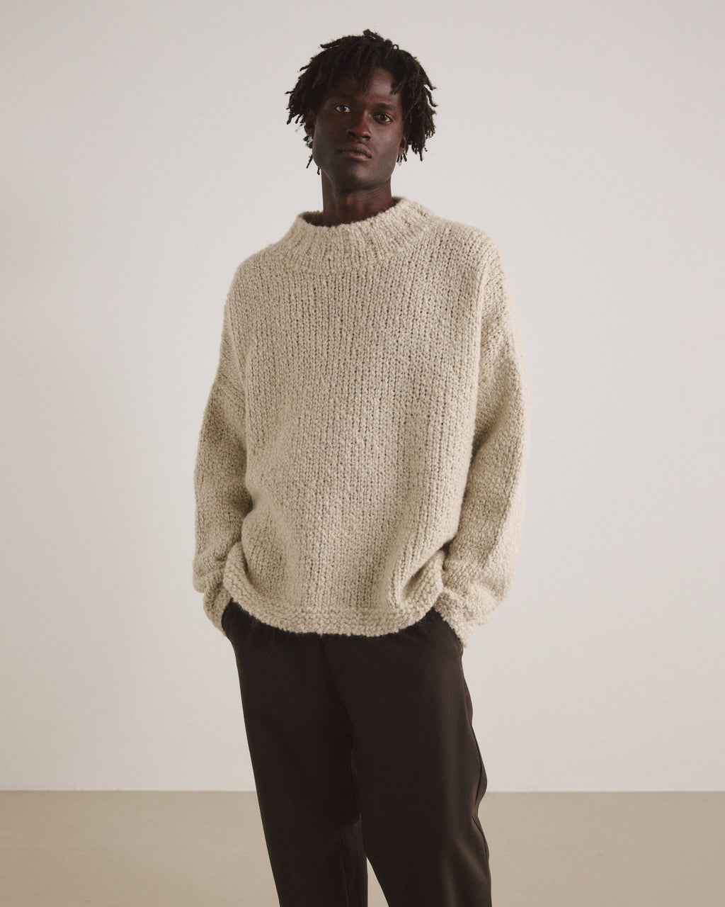 Pullover GRANNY - by Aylin Koenig