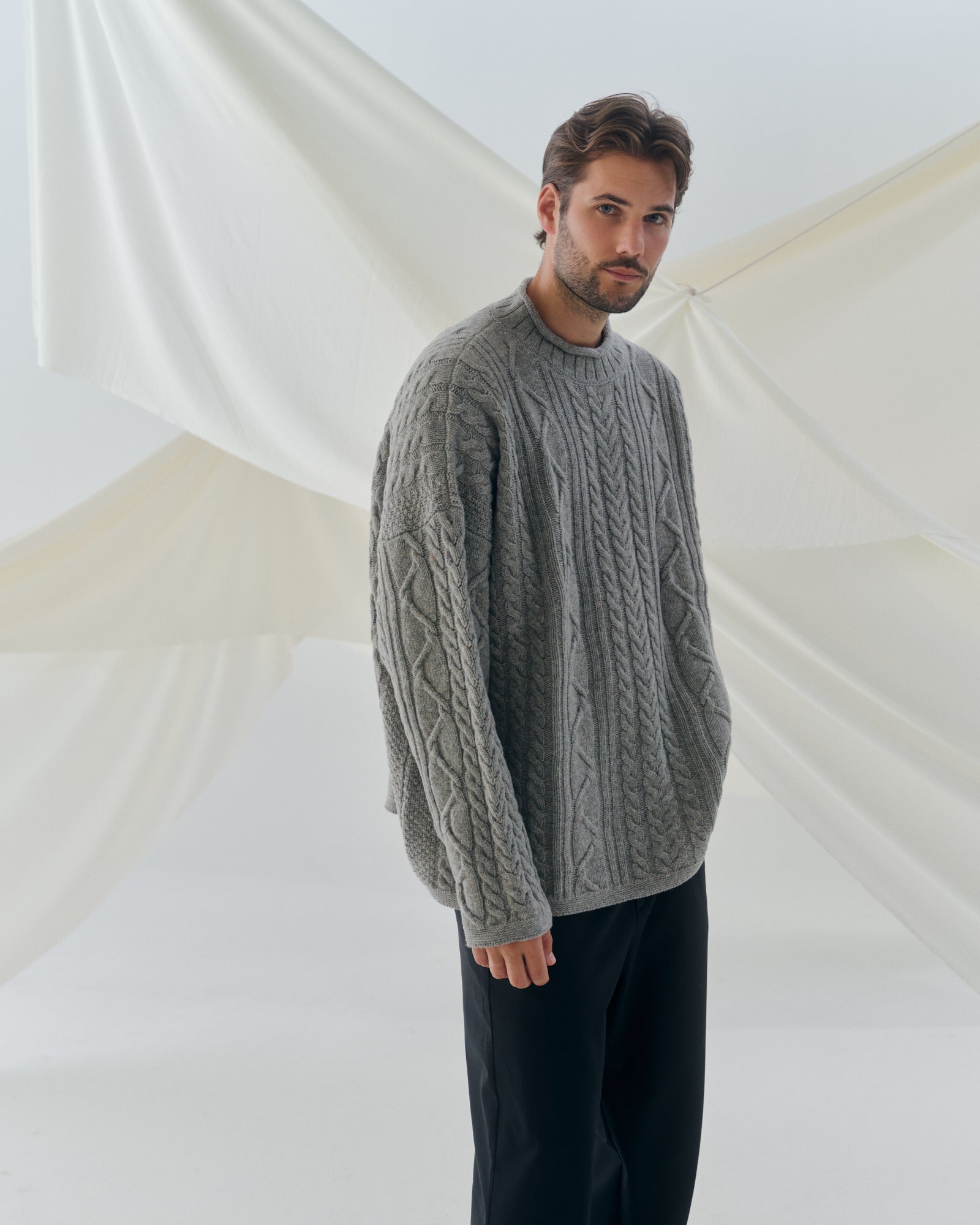 Pullover JO - by Aylin Koenig