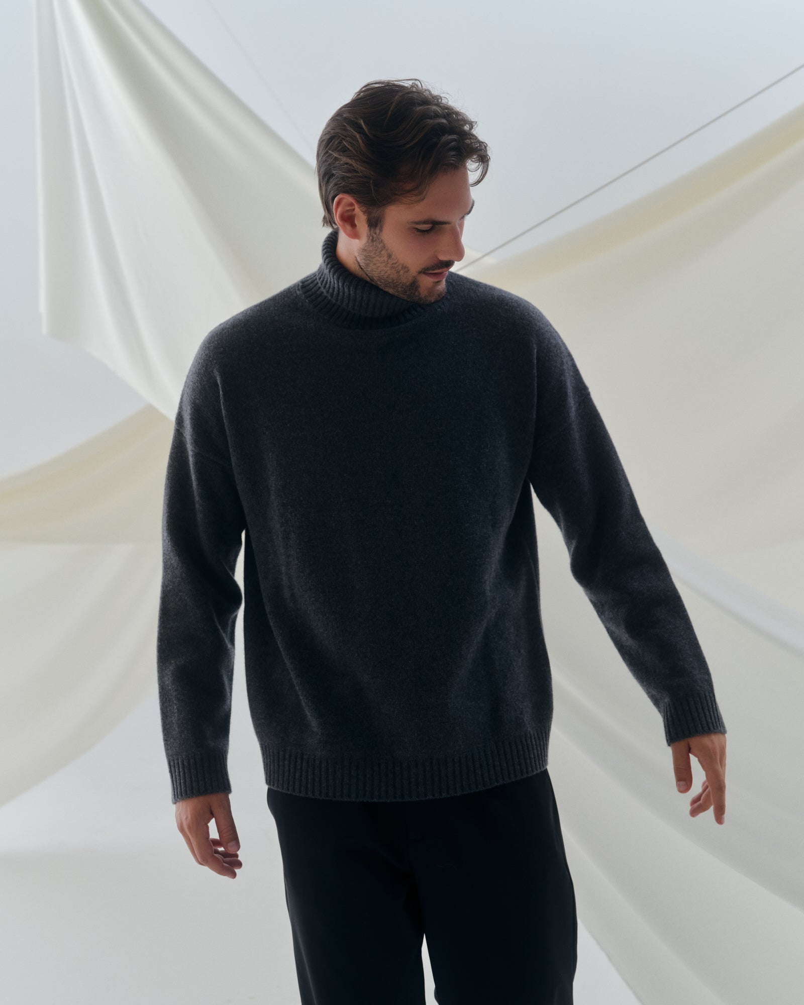 Pullover PAUL - by Aylin Koenig