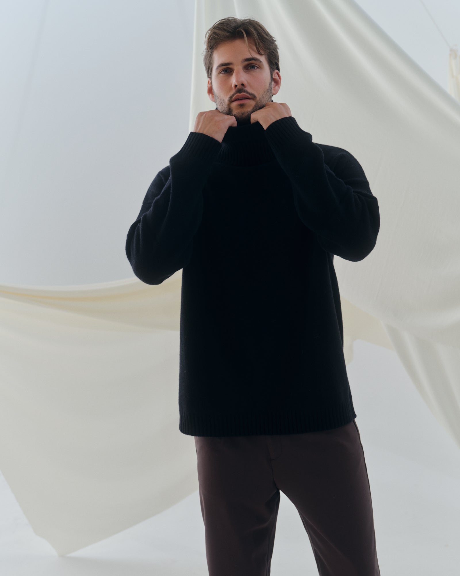 Pullover PAUL - by Aylin Koenig