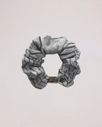 Scrunchie PONY - by Aylin Koenig