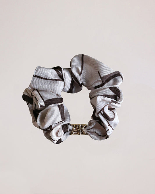 Scrunchie PONY - by Aylin Koenig