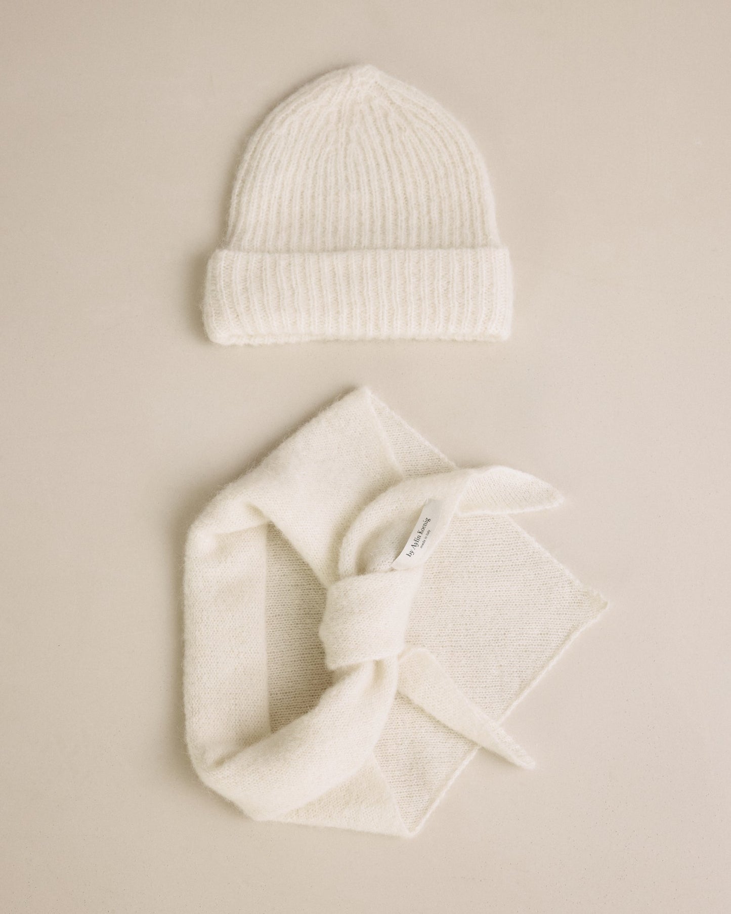 Set: NOLI & Schal KASPER - by Aylin Koenig