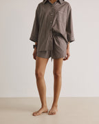 Shorts AVI - by Aylin Koenig