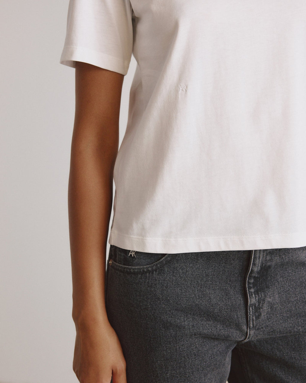 T-Shirt CLASSIC T - by Aylin Koenig