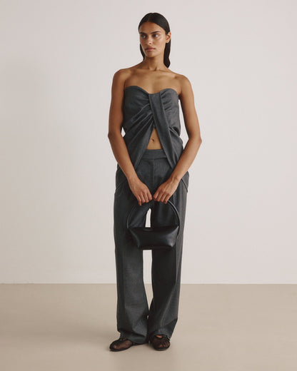 Top FLO - by Aylin Koenig