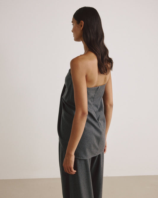 Top FLO - by Aylin Koenig