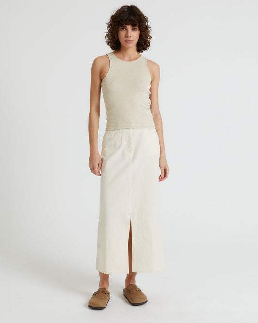 Top MAYA - by Aylin Koenig