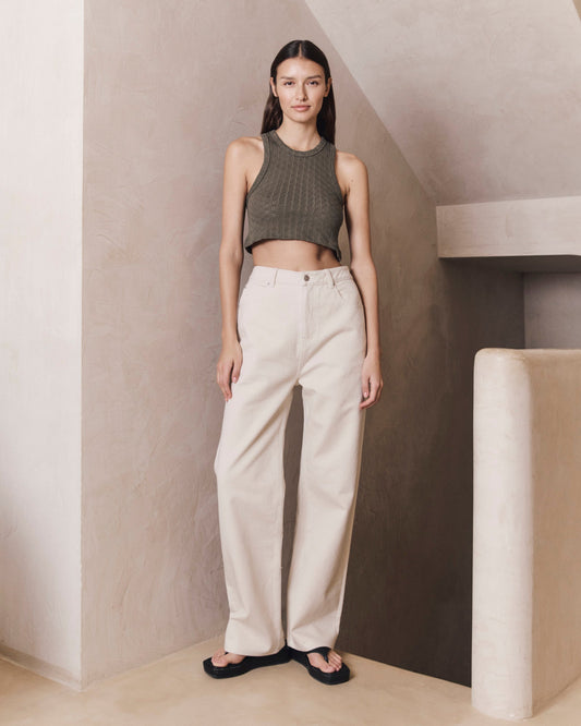 Top RAYA - by Aylin Koenig