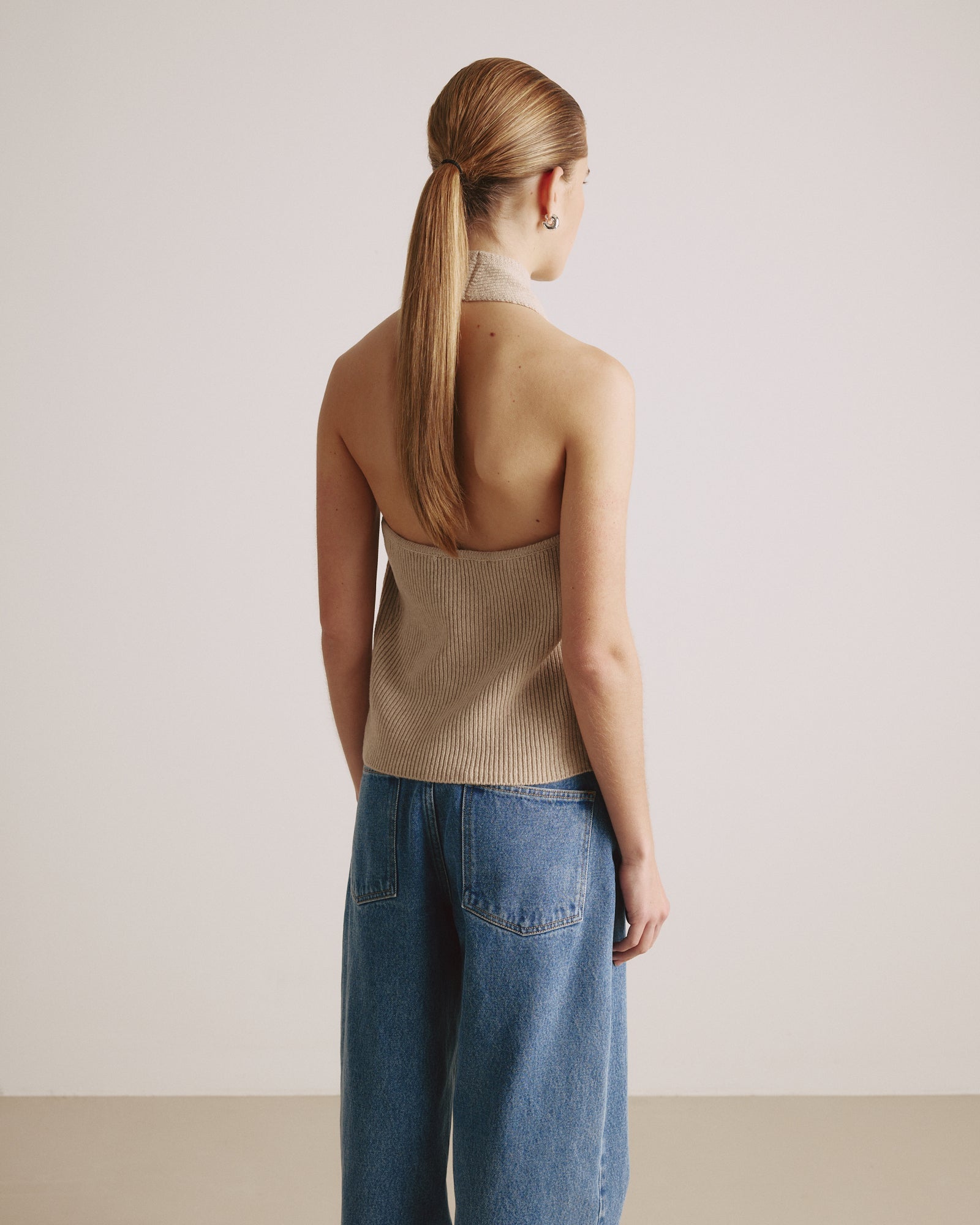 Top XENIA - by Aylin Koenig